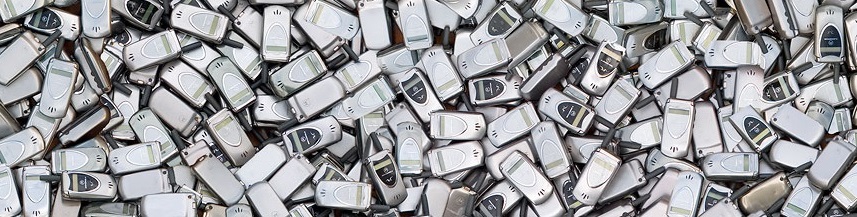 discarded-phones